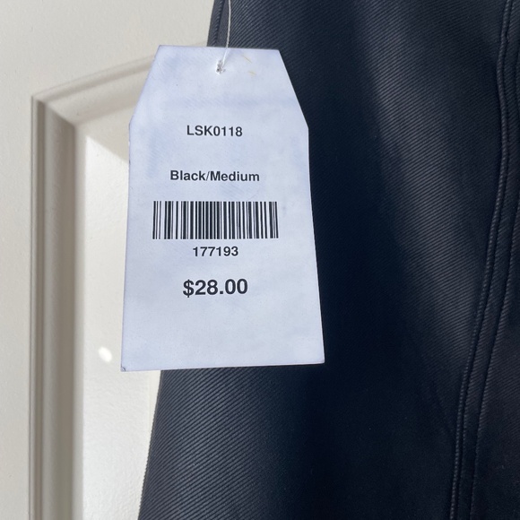 NWT High-waisted Black Mini Skirt from DressUp - Picture 3 of 5